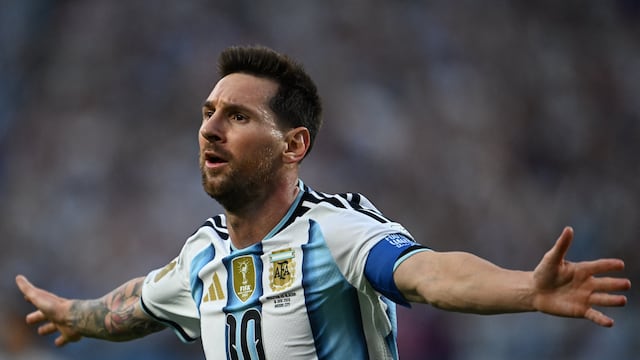 ¡Messi igualó a Klose como máximo goleador en los Mundiales! Anotó un hat-trick en el Argentina vs. Argelia
