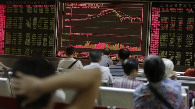 Autoridades chinas intervienen para tratar de apuntalar los mercados bursátiles