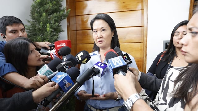 Keiko Fujimori llama a la prudencia mientras espera el conteo de actas del extranjero