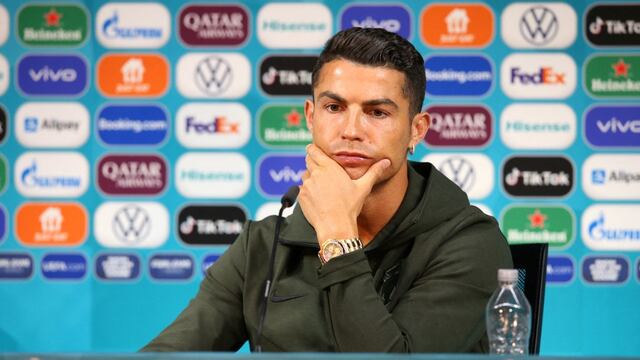 Cristiano Ronaldo hace perder millones a Coca-Cola: Expertos analizan los efectos del rechazo por parte del crack portugués