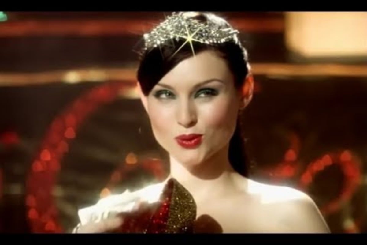 Murder on the Dance Floor, de la cantante británica Sophie Ellis-Bextor, regresó a los listados musicales de Reino Unido y Estados Unidos. (Foto: Captura / YouTube)