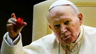 Juan Pablo II: los dos milagros que lo llevarán a la santidad