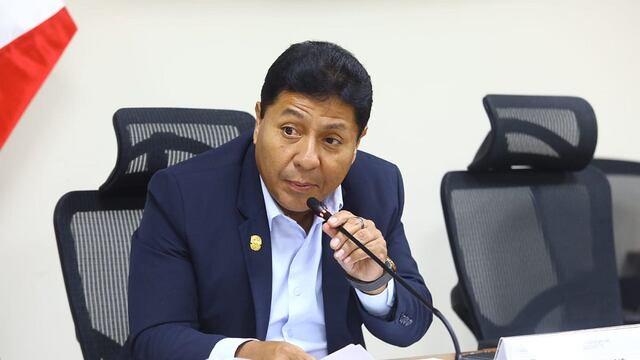 “Mochasueldos”: Fiscalía de la Nación allana  domicilio y oficinas del congresista Raúl Doroteo