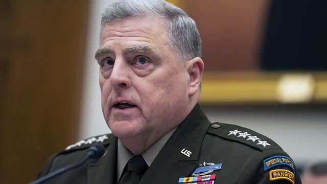 Máximo general de Estados Unidos pide más bases y tropas estadounidenses en Europa del este
