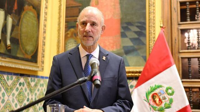 Javier González-Olaechea se mantiene como canciller en el nuevo gabinete de Gustavo Adrianzén