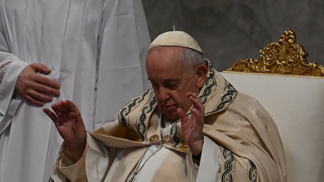 El papa Francisco encomienda a la Virgen a Benedicto XVI, “fiel servidor” de Iglesia 