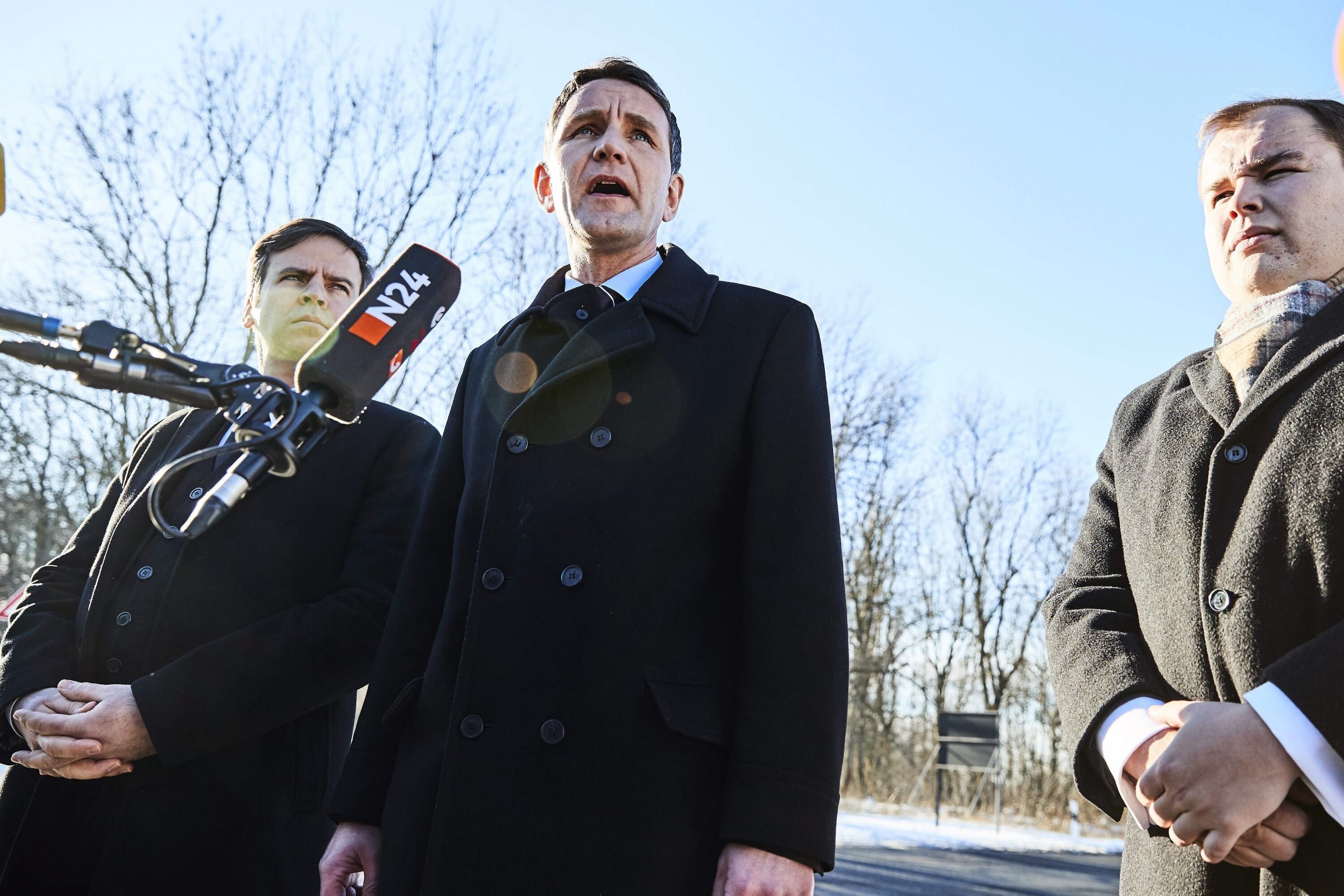 Höcke habría pronunciado la polémica frase vinculada a las SA durante un mitín celebrado en el 2021.