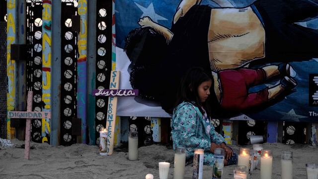 Llegan a El Salvador los cadáveres de Valeria y su padre ahogados en el río Bravo