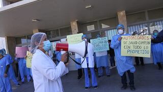Arequipa: Médicos de Hospital COVID-19 exigen equipos de protección personal para evitar posibles contagios
