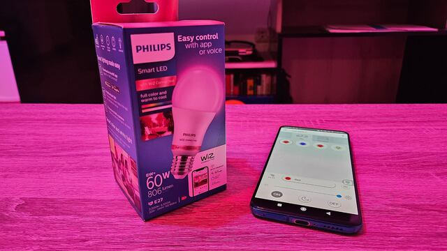 ¿Cómo funcionan las luces inteligentes para el hogar? Probamos los focos inteligentes de Philips