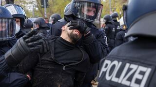 Policía en Alemania disuelve protestas contra nuevas restricciones por el coronavirus | FOTOS