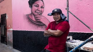 “El salsa”, el artista que pinta los rostros de las personas que fallecieron de cáncer en el Callao