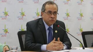 Ministro Jaime Saavedra demandará a Daniel Abugattás