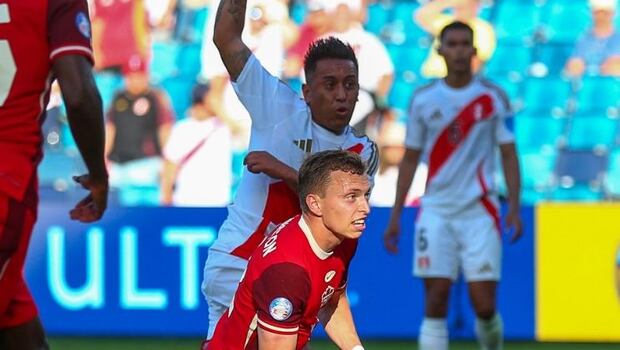 El atacante de 32 años ingresó en la etapa del complemento, en la derrota de Perú 1-0 ante Canadá, y pese al resultado valoró su regreso.