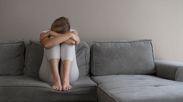 ¿Por qué la mujer sufre más trastornos de salud mental que el hombre?