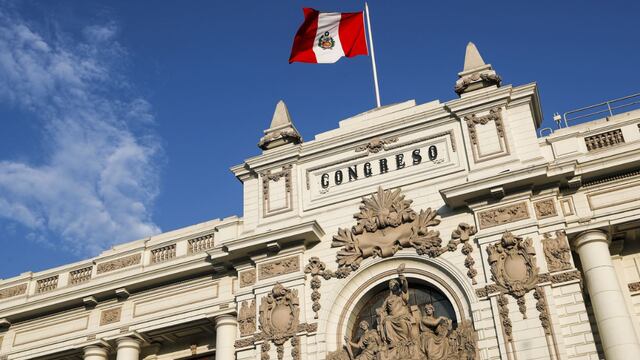 Congreso pedirá explicaciones a Perú-Petro y el Minem por adjudicación de los lotes I, VI y Z-69 a Petro-Perú
