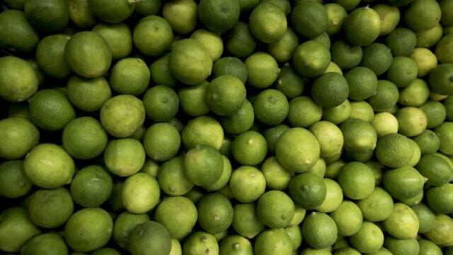 Precio del limón se desploma hasta los S/9 el kilo al por mayor