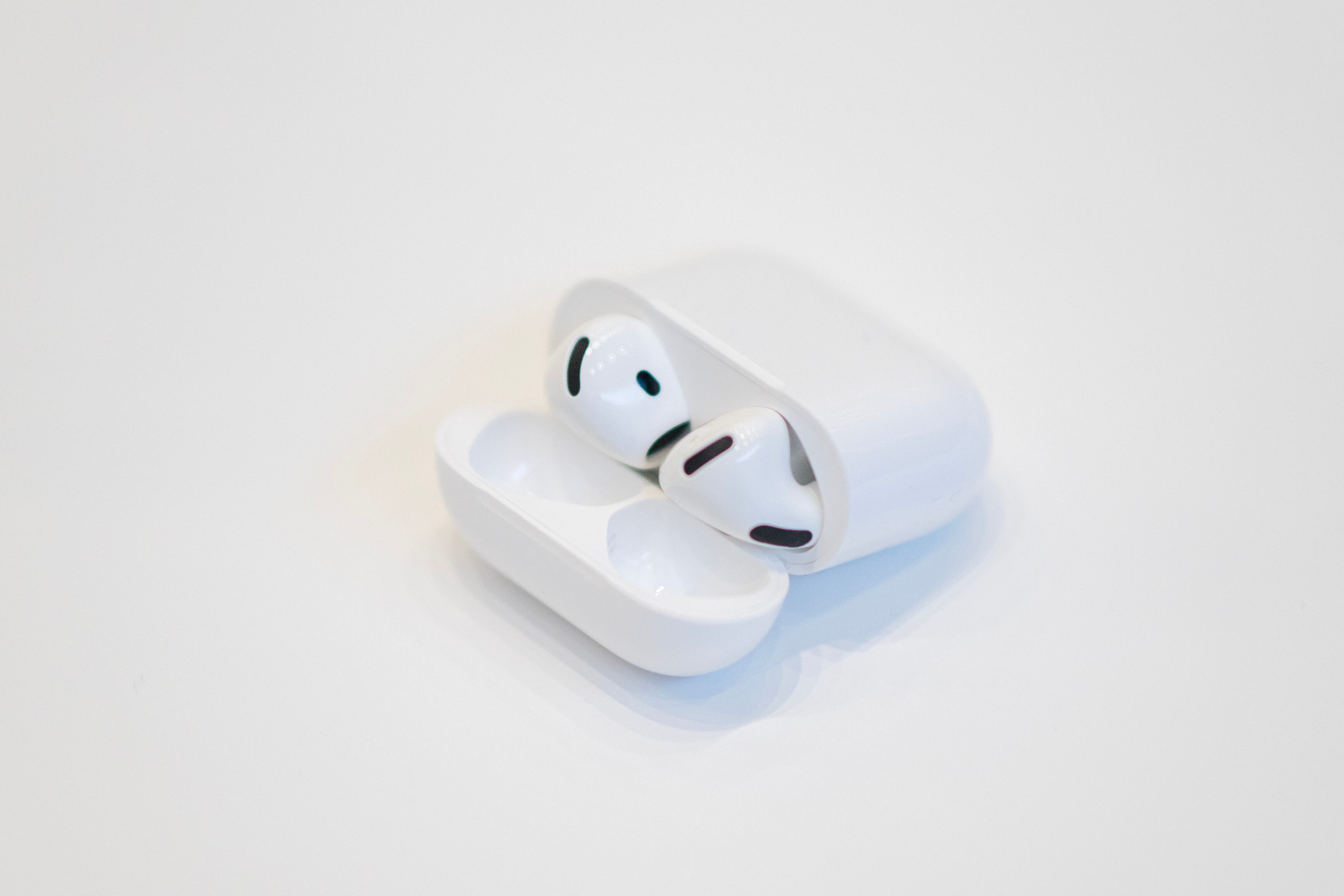Los AirPods permitieron a la policía encontrar unh auto de alta gama que fue robado en Estados Unidos. (Foto referencial: AFP)