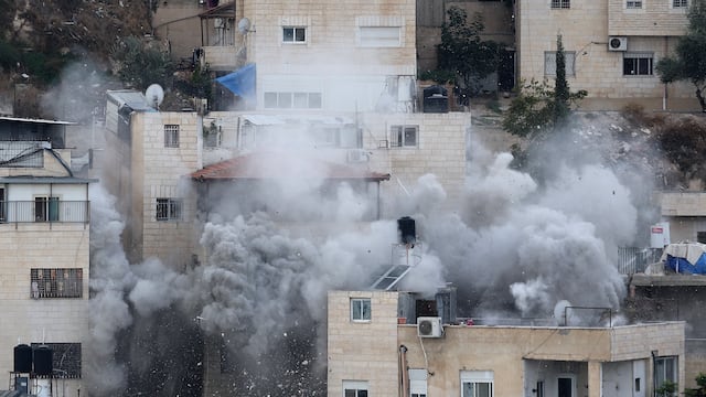 Israel destruye la casa del jefe político de Hamás Ismail Haniyeh en la Franja de Gaza