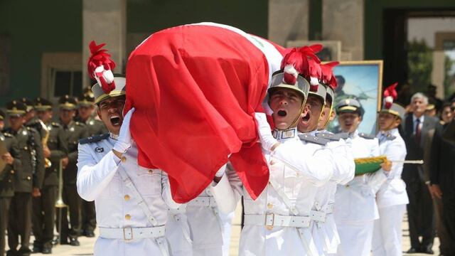 Último héroe del Perú recibió homenaje en Escuela de Chorrillos