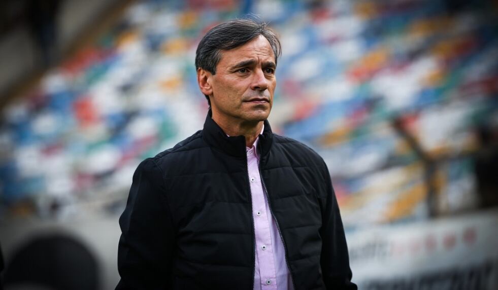 El entrenador de Universitario de Deportes se consagró campeón en su primer año en tienda ‘crema’. (Foto: Agencias).