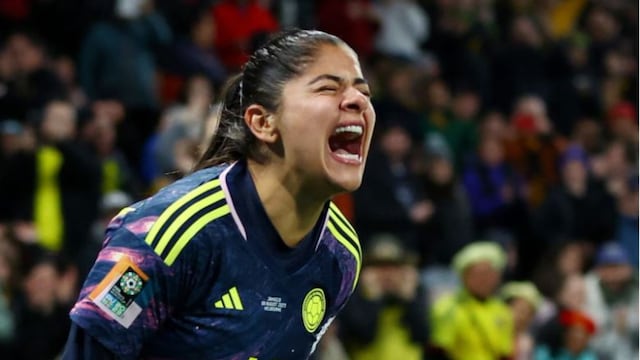 “¡De aquí me sacan en camilla!”: Catalina Usme y lo que hizo para superar dos roturas de ligamentos y hoy hacer historia con Colombia en el Mundial