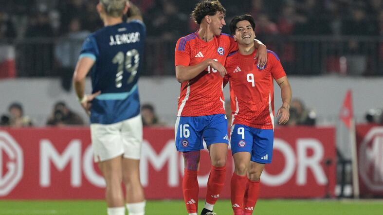 Chile goleó 3-0 a Paraguay por partido amistoso | Resumen del juego