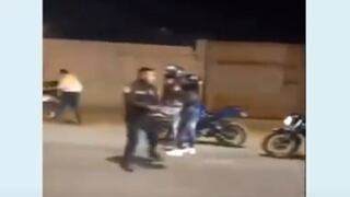 Trujillo: motociclista embiste a policía durante operativo en Huanchaco | VIDEO