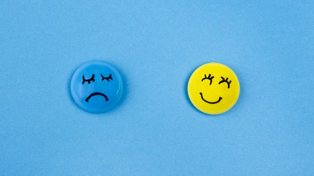 Depresión sonriente: Fingir felicidad ante el mundo, pero no con uno mismo