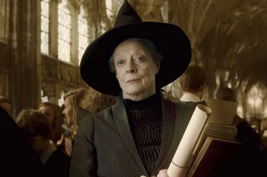 La actriz Maggie Smith participó en las 8 películas del universo de "Harry Potter" (Foto: Warner Bros.)