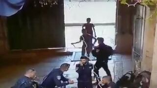 Dos palestinos atacan con cuchillo a policía israelí, uno de ellos fue abatido
