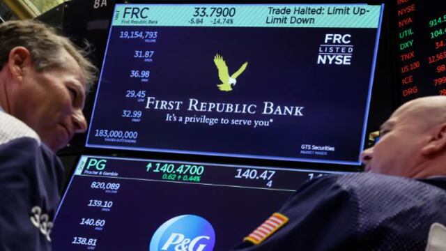Wall Street suspende cotización de First Republic Bank y comienza su retiro