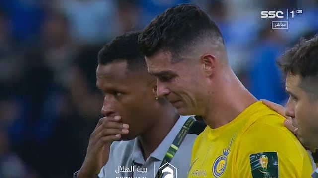 Se fue con lágrimas: Cristiano Ronaldo no pudo contenerse tras derrota de Al Nassr ante Al Hilal | VIDEO