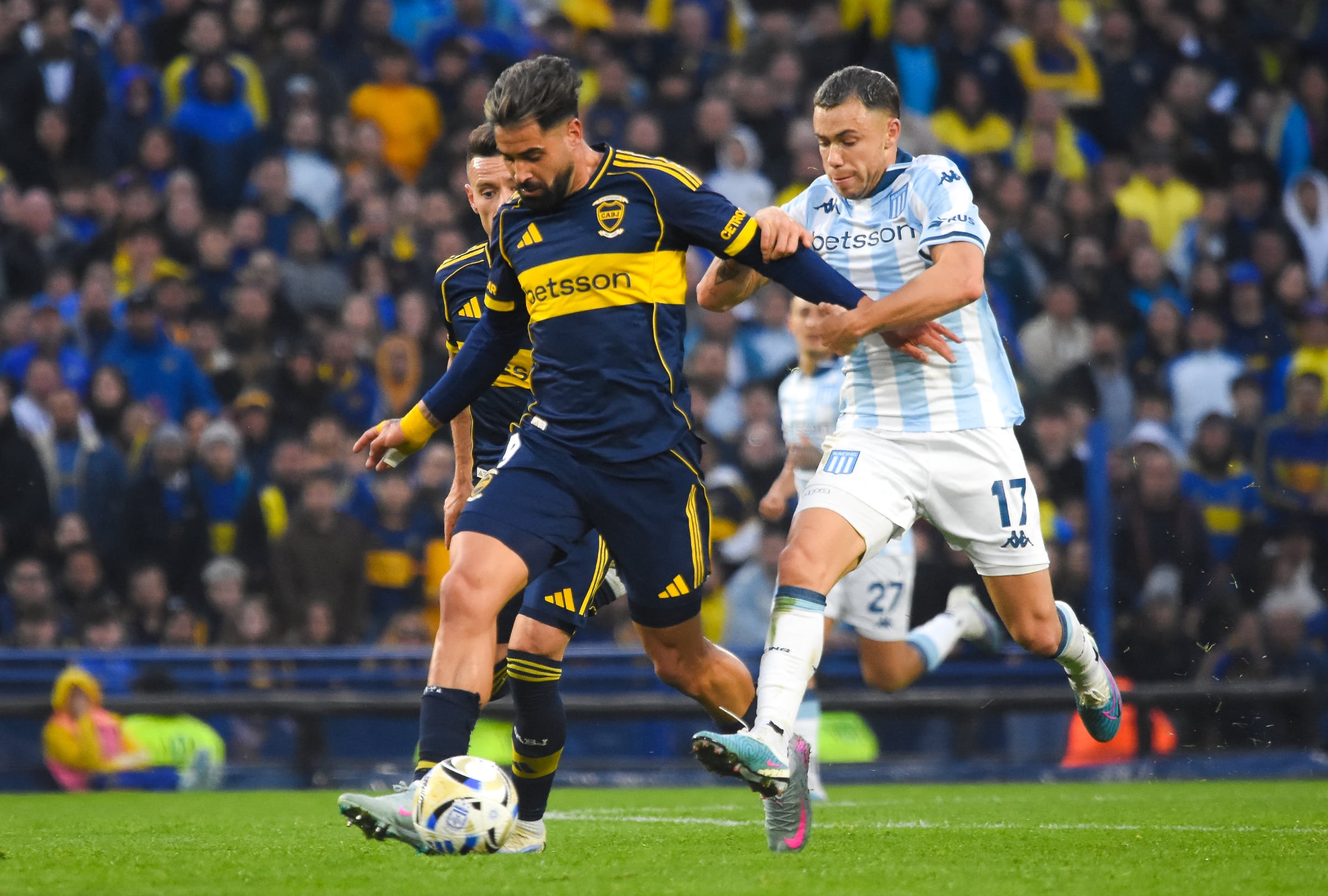 ¿A qué hora juega y en qué canal transmiten Racing vs. Boca Juniors EN VIVO hoy por el Torneo Clausura 2026?