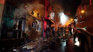 Incendio en Brasil: seguridad bloqueó puertas para evitar que gente se fuera sin pagar