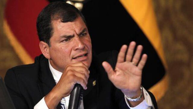 Rafael Correa congeló su sueldo y el de los altos funcionarios de Ecuador