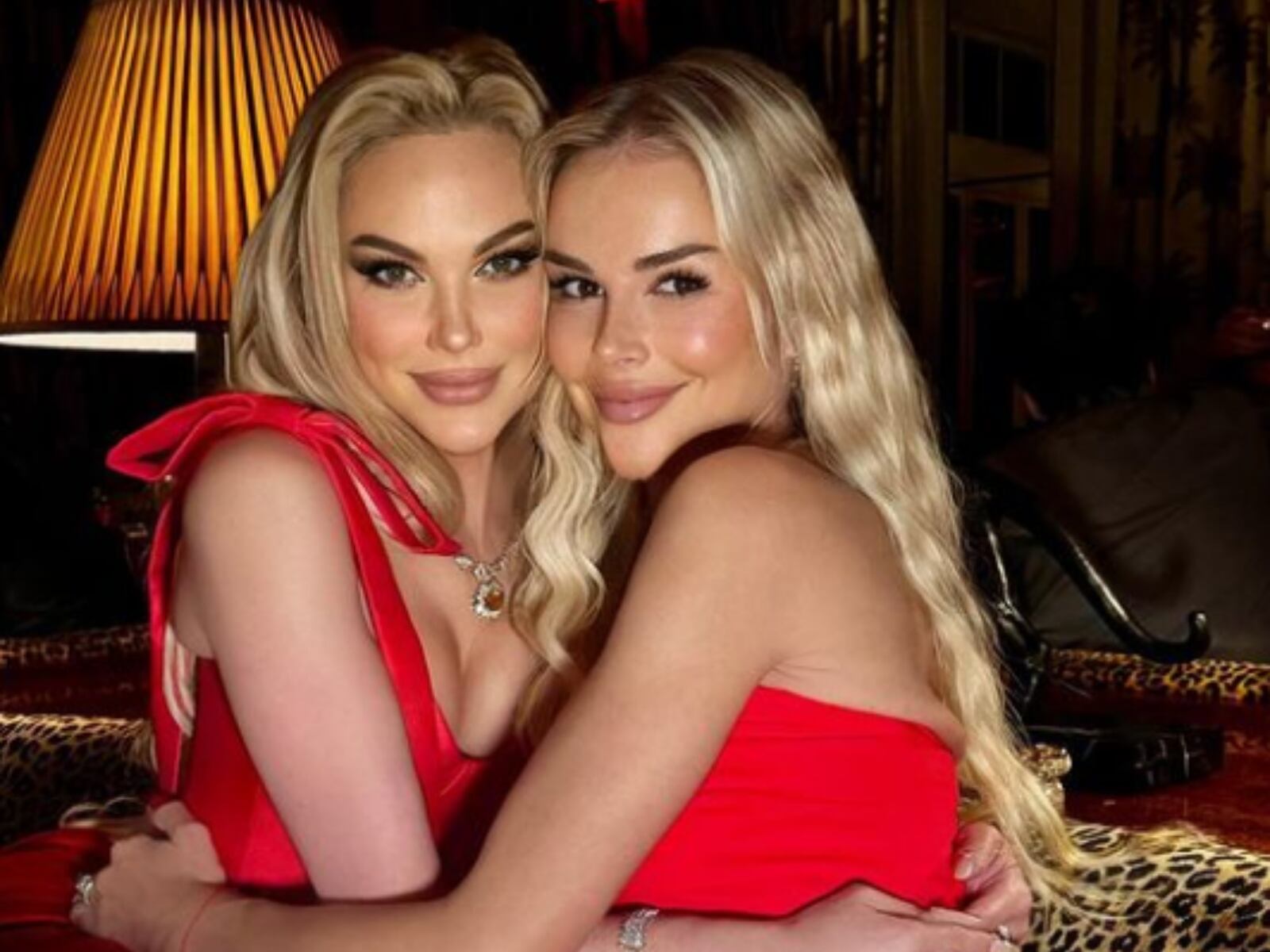 La esposa de Luis Fonsi y Gabriela González lucen su amistad en redes sociales (Foto: Águeda López / Instagram)