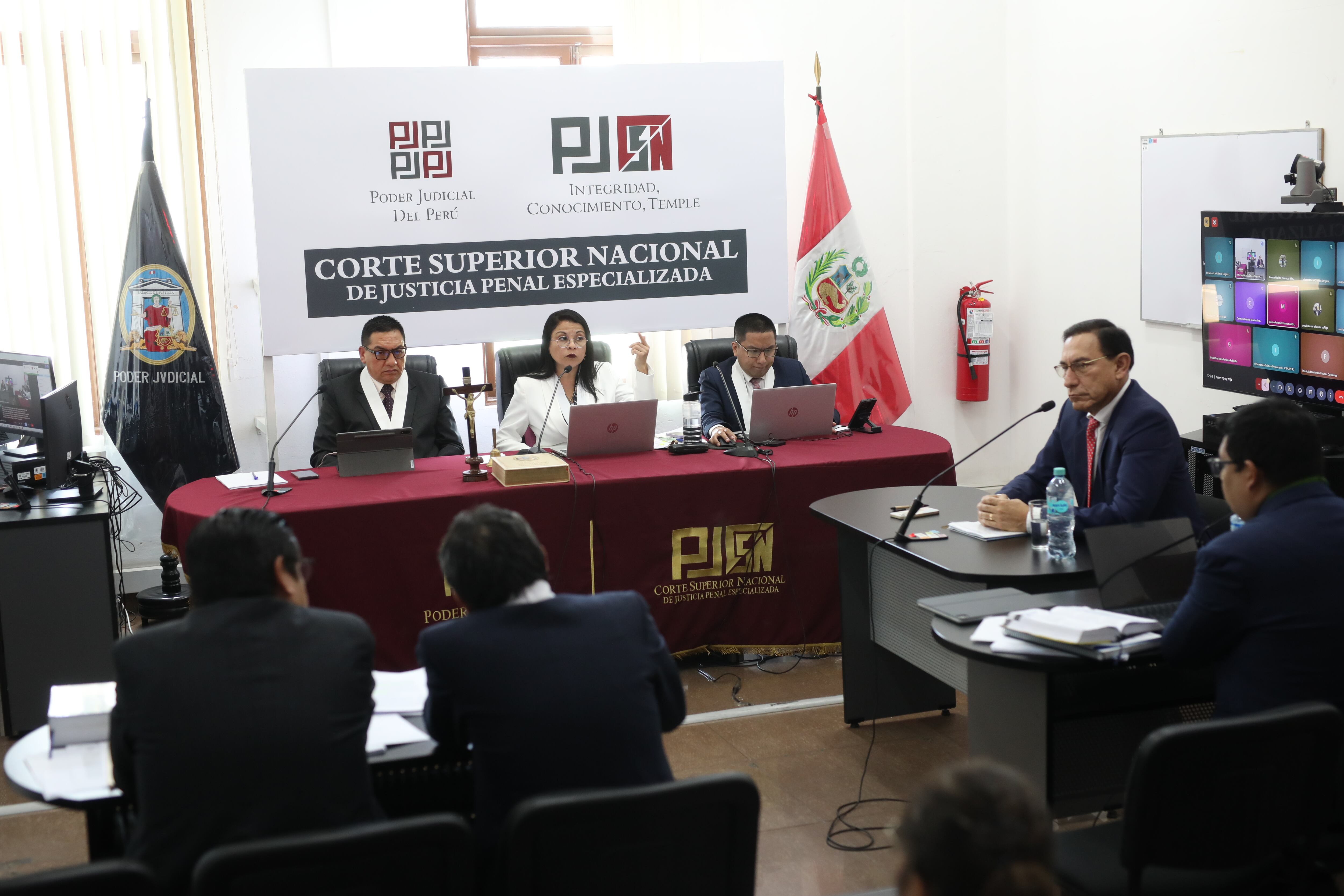 Interrogatorio de la fiscalía a Martín Vizcarra ante el Cuarto Juzgado Colegiado de la Corte Superior Nacional. Foto: GEC / Antonio Melgarejo