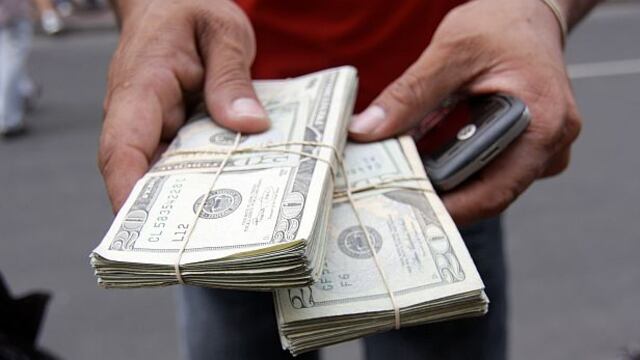 El dólar cerró su cotización a S/.2,814 en el mercado local