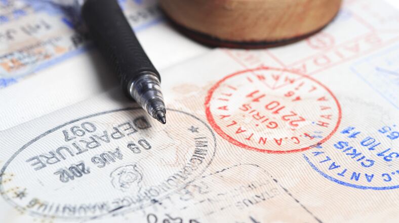 ¿Qué es la visa dorada y cómo funciona para tener residencia permanente en 15 países? | Para ahondar más en este tema, es que en esta nota te contaremos de qué se trata y cómo es que funciona este programa que ofrece la posibilidad de tener una residencia permanente en 15 países. (Archivo)