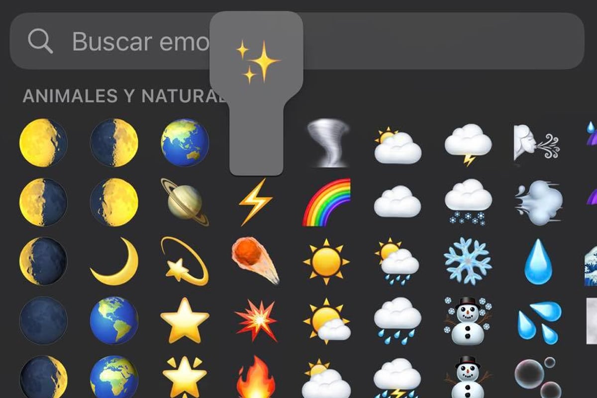 Las tres estrellas se encuentra en la sección clima de emojis de WhatsApp. (Foto: MAG - Rommel Yupanqui)