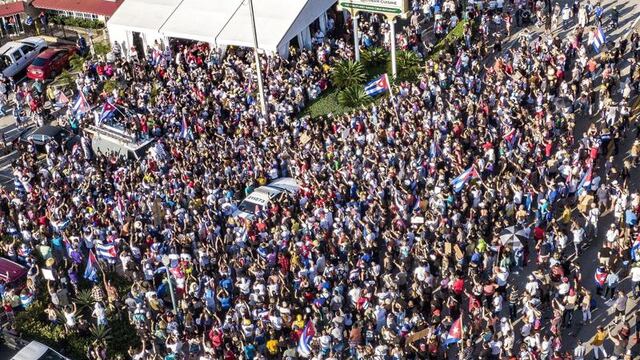 Cubanos en Miami planean viajar a la isla para respaldar las históricas protestas