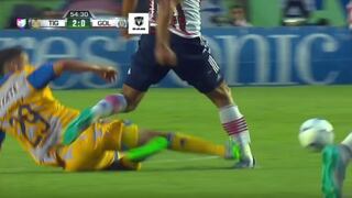 Terrible lesión de Carlos Salcido en fútbol de México (VIDEO)