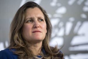 Dimite vice primera ministra de Canadá por desacuerdos con Trudeau sobre aranceles de Trump