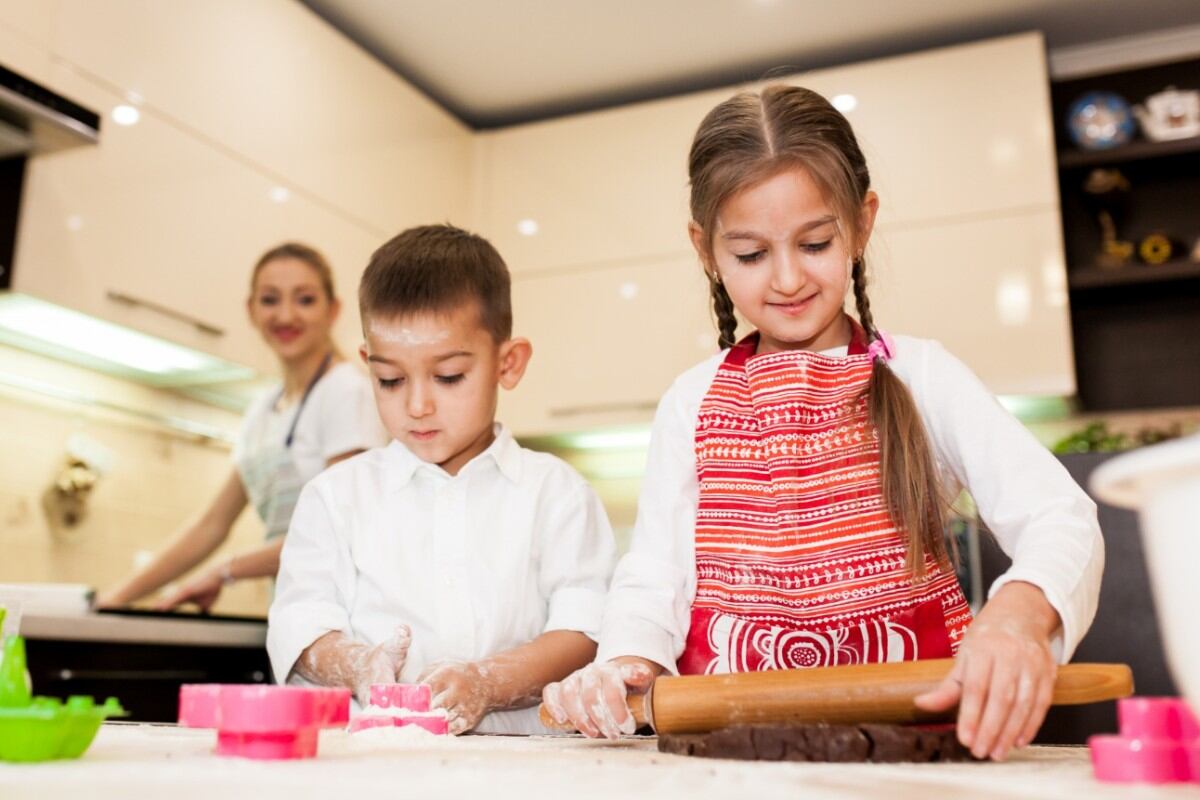 Las 3 cosas que una pediatra prohíbe en casa para evitar toxinas en los niños. (Foto referencial: Freepik)
