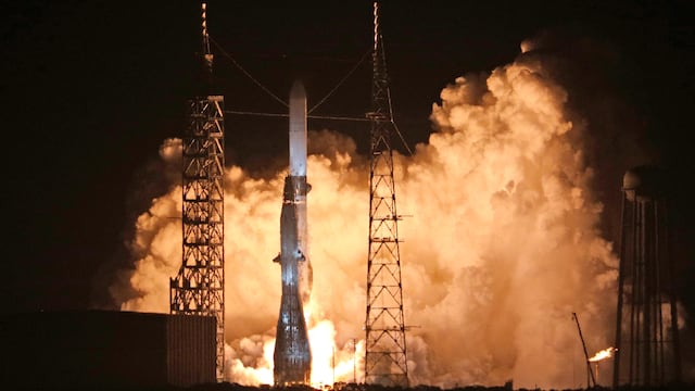 El cohete New Glenn de Blue Origin despega del Complejo de Lanzamiento Espacial 36 del Centro Espacial Kennedy en su vuelo inaugural, en Cabo Cañaveral, Florida, el 16 de enero. (Foto: AFP)