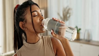 ¿Cuántos litros de agua debo beber a diario? Esto señala un importante estudio
