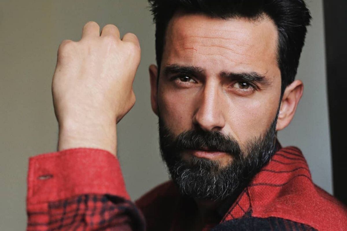 El actor turco Erol Gedik es el protagonista de "Querida madre" (Foto: Erol Gedik / Instagram)