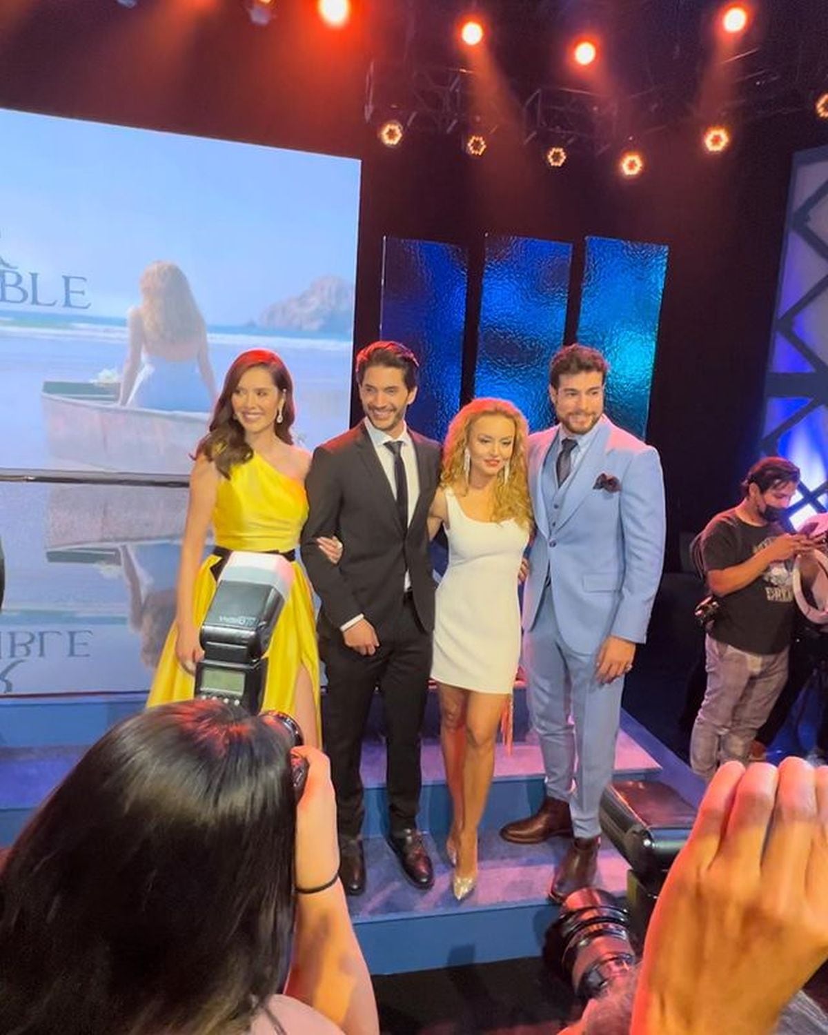 Marlene junto a Daniel Elbittar, Angelique Boyer y Danilo Carrera (Foto: Marlene Favela / Instagram)