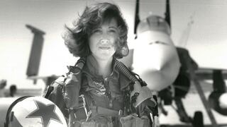 Southwest: Tammie Jo Shults, la piloto heroína que salvó más de 140 vidas
